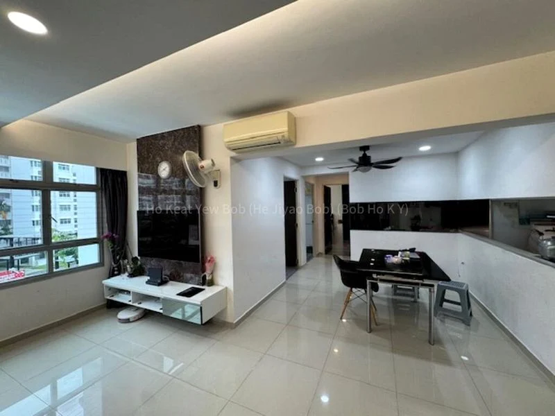 4 Room (4A) HDB for Sale in  454 Yishun Street 41 - Image 16