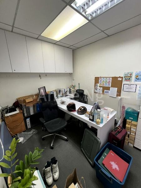 Other Retail for Rent: Kembangan MRT - Image 8