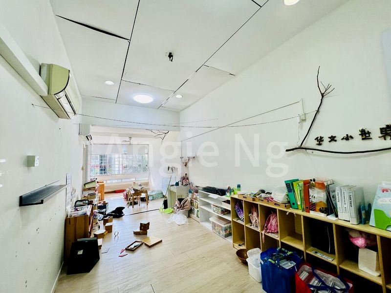 Other Retail for Rent: Kembangan MRT - Image 2