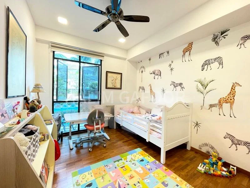 3 Bed Condo for Rent in The Park Vale - Image 5