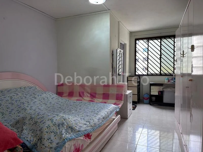 4 Room (4A) HDB for Sale in  165 Simei Road - Image 4