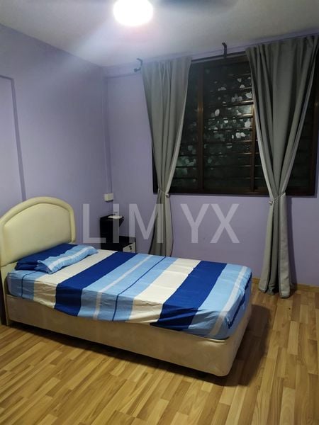 Common Room (HDB) for Rent in 617 Hougang Avenue 8 - Image 4