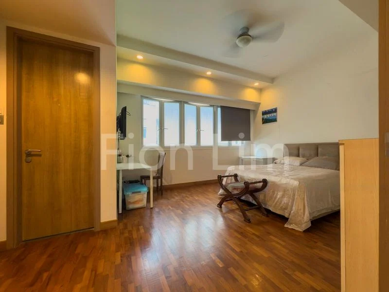 5 Bed Corner Terrace (Landed) for Sale in Mimosa Terrace - Image 9