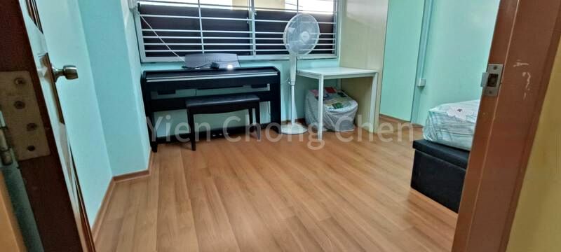 Common Room (HDB) for Rent in  363 Woodlands Avenue 5 - Image 4