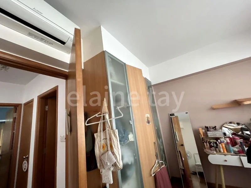 Master Room (Landed) for Rent in  The Shaughnessy - Image 7