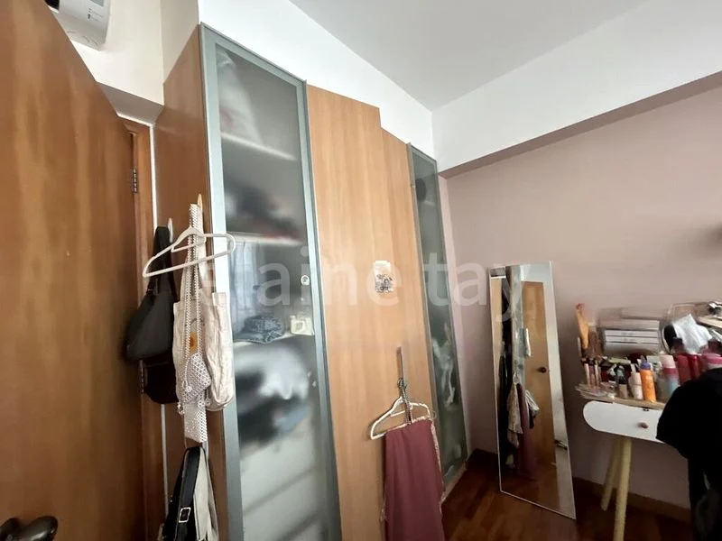 Master Room (Landed) for Rent in  The Shaughnessy - Image 8