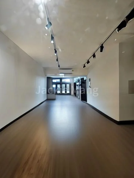 Shop / Shophouse for Sale: Craig Road Shophouse for Sale! - Image 1