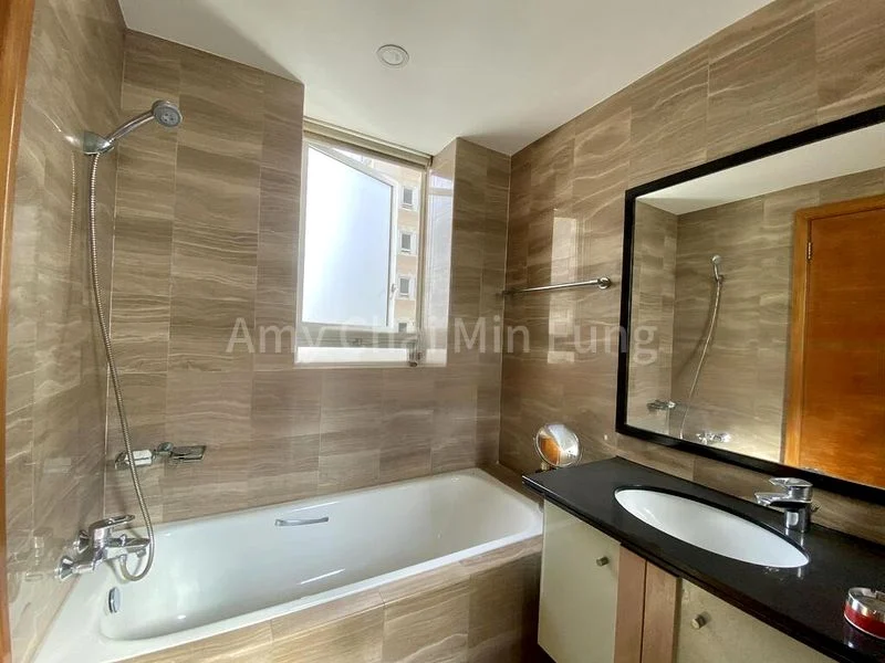 4 Bed Condo for Rent in Goldenhill Park Condominium - Image 5