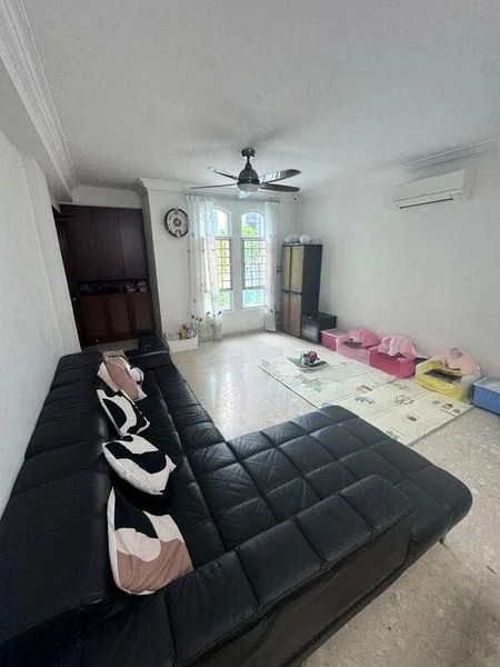 3 Bed Apartment (Condo) for Rent in  Chateau Le Fame - Image 6