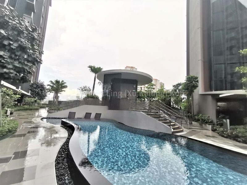 3 Bed Condo for Rent in  The Garden Residences - Image 8
