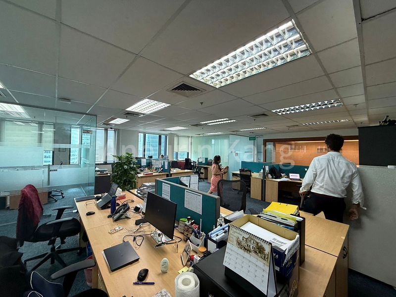 Office for Rent in  Hong Leong Building - Image 1