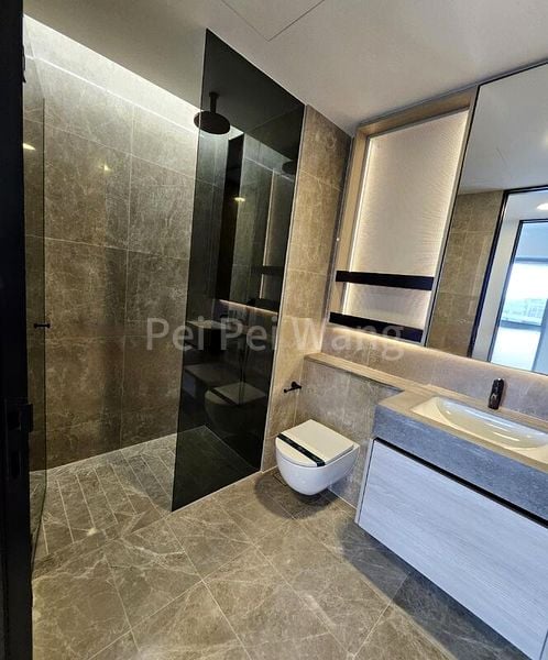 2 Bed Condo for Sale in  The Reef At King's Dock - Image 8