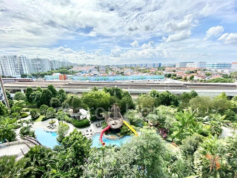 1 Bed Condo for Rent in  The Glades - Image 6