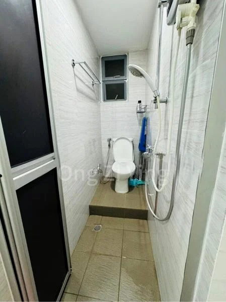 Common Room (Condo) for Rent in  Kai Fook Mansion - Image 3