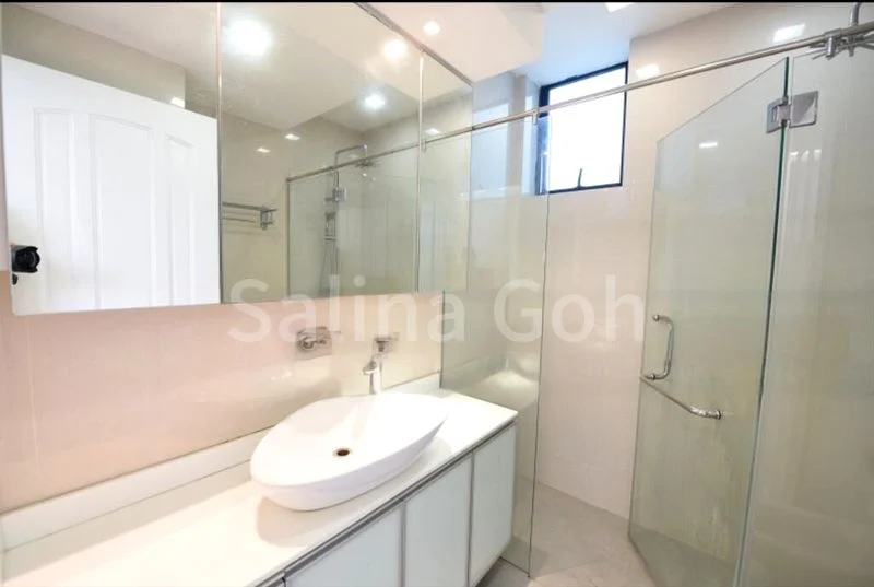 5 Bed Condo for Rent in  Spring Grove - Image 13