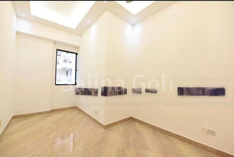 5 Bed Condo for Rent in  Spring Grove - Image 7