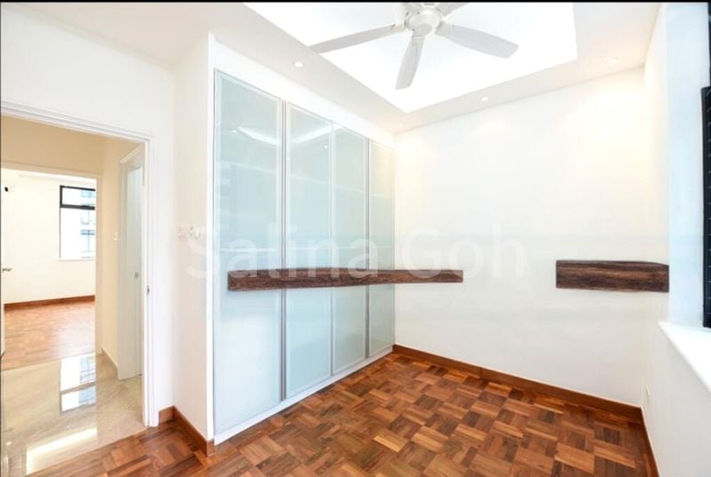 5 Bed Condo for Rent in  Spring Grove - Image 5