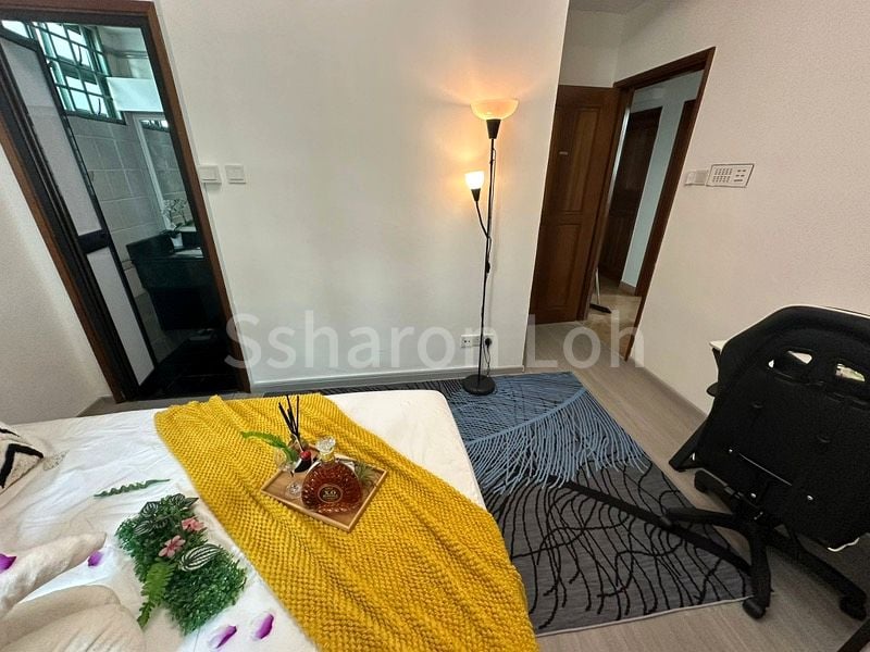 Master Room (Condo) for Rent in Changi Court - Image 1