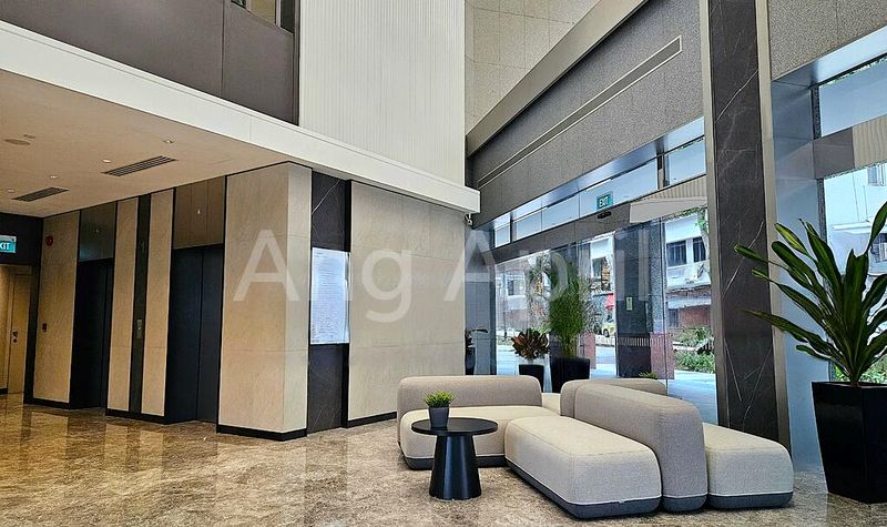 Office for Rent: 6-Minute Walk to MRT, New Reno - Image 1