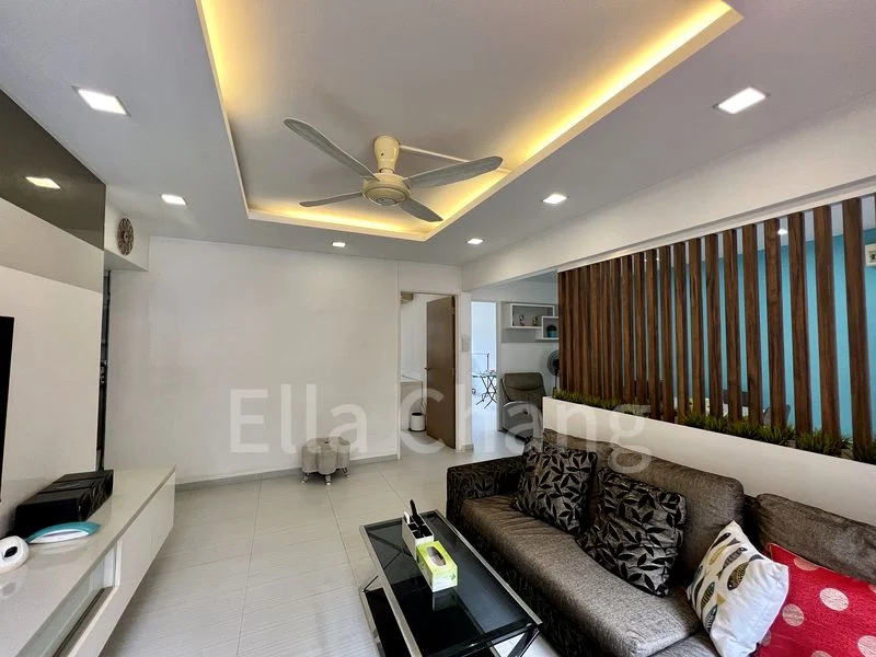 4 Room (4A) HDB for Rent in  113 Lorong 3 Geylang - Image 2