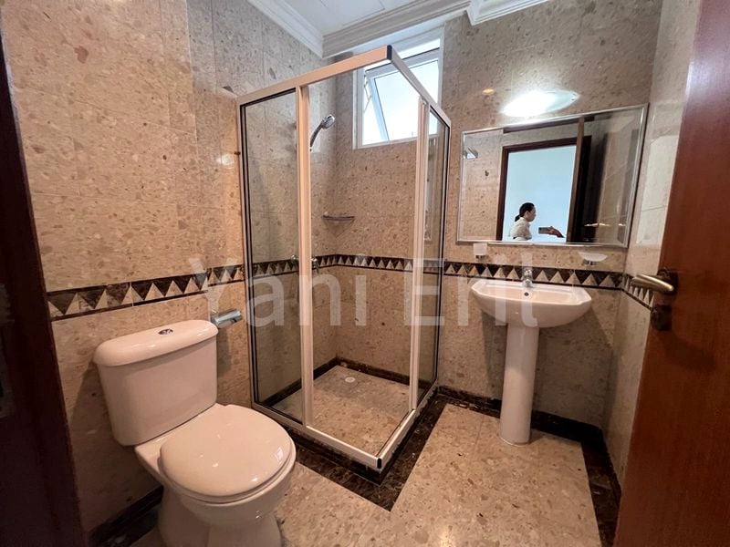 3 Bed Apartment (Condo) for Rent in The Balmoral Spring - Image 8