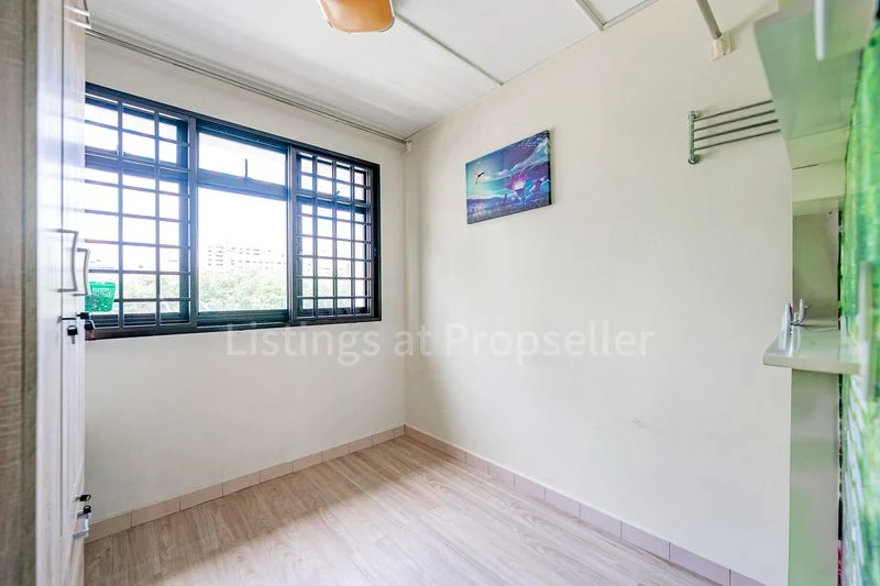 3 Room (3I) HDB for Sale in  6 Marsiling Drive - Image 5