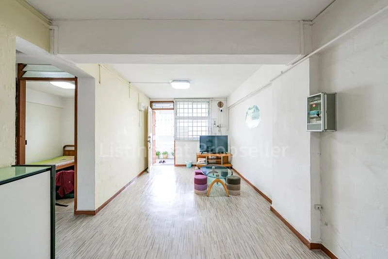 3 Room (3I) HDB for Sale in  6 Marsiling Drive - Image 1