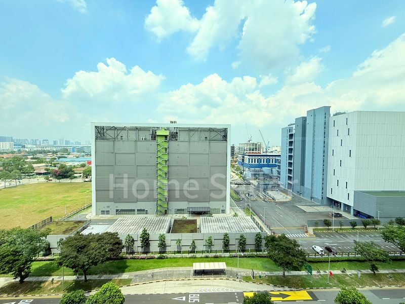 4 Room (4A) HDB for Sale in 780C Woodlands Crescent - Image 2