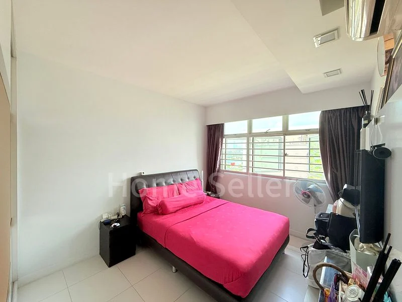 4 Room (4A) HDB for Sale in 780C Woodlands Crescent - Image 4