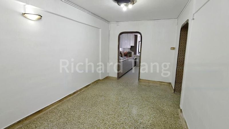 3 Room (3NG) HDB for Sale in  442 Ang Mo Kio Avenue 10 - Image 1