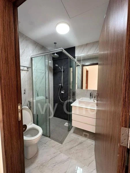 2 Bed Condo for Sale in  Kensington Square - Image 8