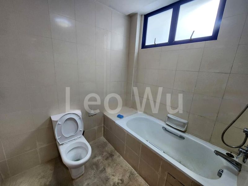 Room (Condo) for Rent in  Kellett Court - Image 3