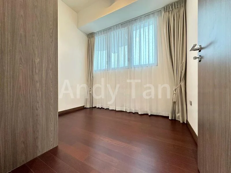 3 Bed Condo for Rent in  Queens Peak - Image 2