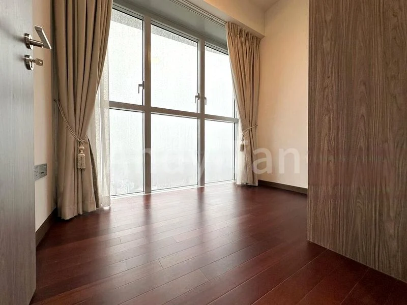 3 Bed Condo for Rent in  Queens Peak - Image 3