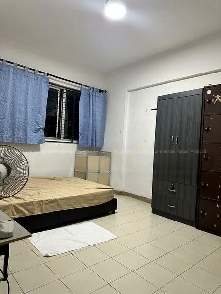 Common Room (HDB) for Rent in  208 Tampines Street 21 - Image 1
