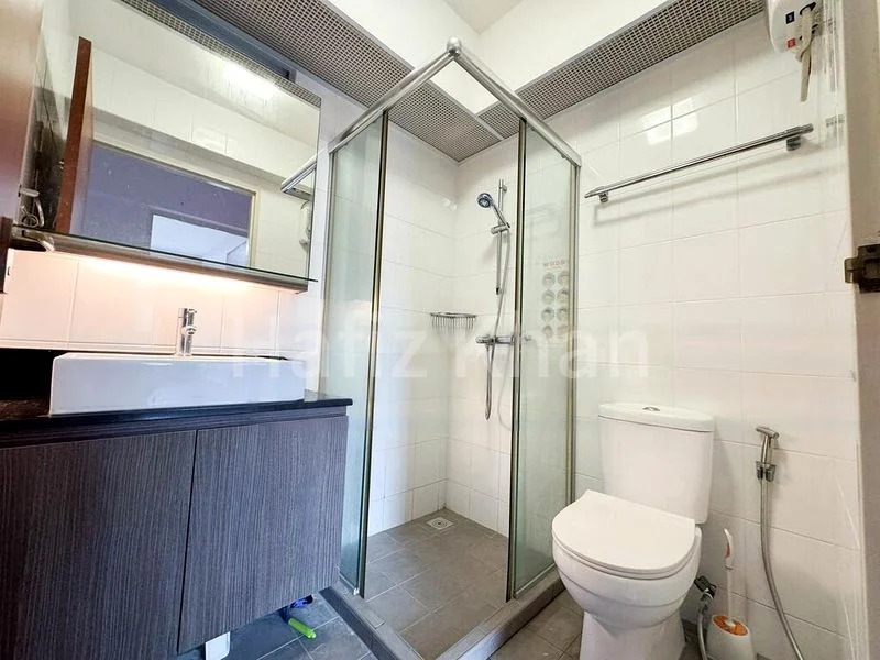Common Room (HDB) for Rent in  213C Punggol Walk - Image 1