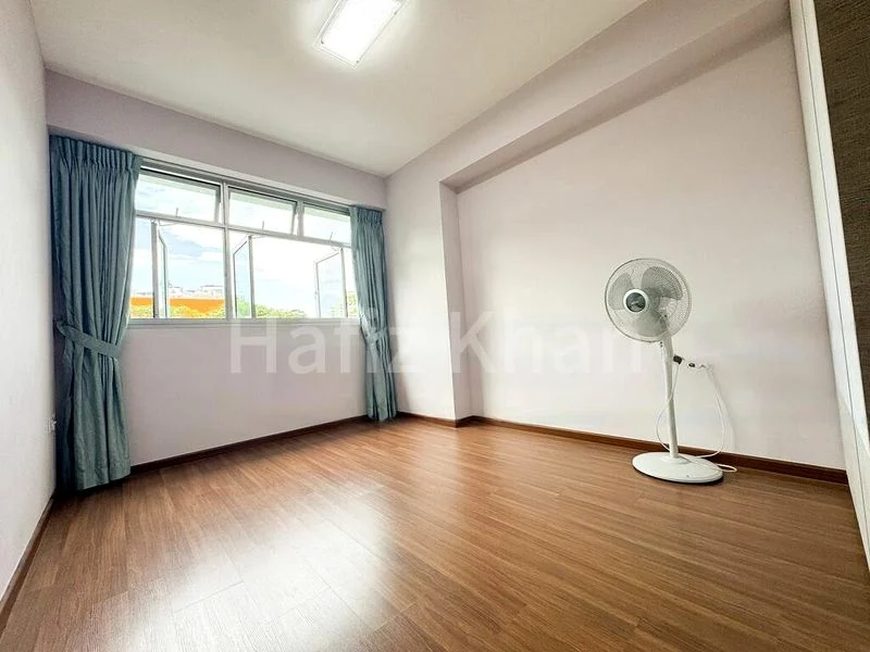 Common Room (HDB) for Rent in  213C Punggol Walk - Image 3