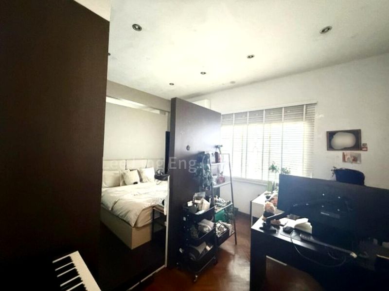 7 Bed Bungalow (Landed) for Sale in  Chancery Lane - Image 1