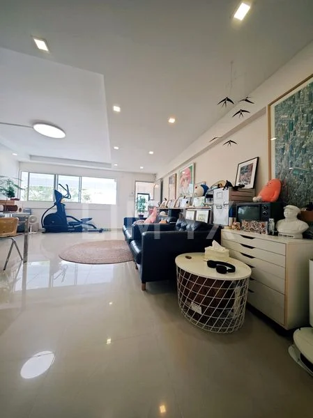 Master Room (HDB) for Rent in 234 Tampines Street 21 - Image 1