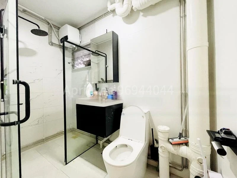 Executive HDB for Sale in  606 Choa Chu Kang Street 62 - Image 17