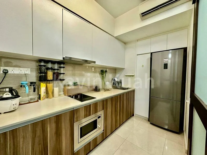 2 Bed Condo for Sale in  The Glades - Image 1