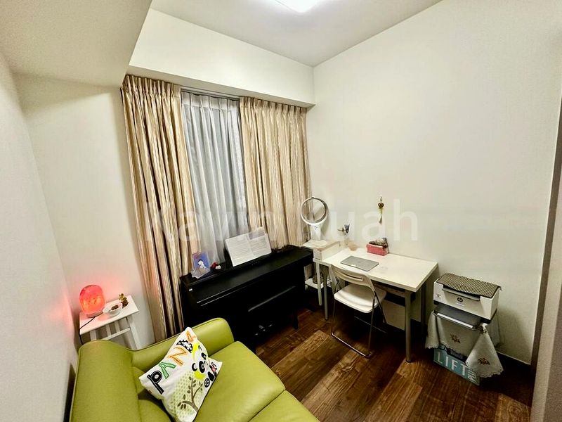 2 Bed Condo for Sale in  The Glades - Image 8