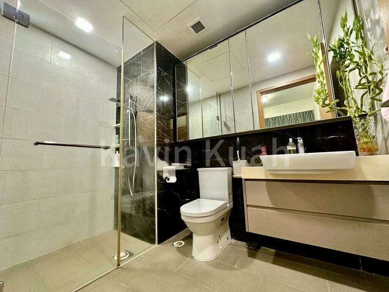 2 Bed Condo for Sale in  The Glades - Image 7