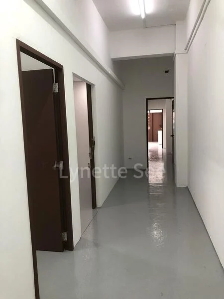 Light Industrial (B1) for Rent: Golden Wall Flatted Factory - Image 7