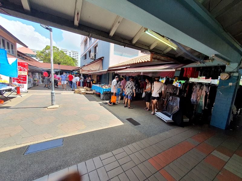 Shop / Shophouse for Rent: 2-Storey Corner Shophouse, Jurong West - Image 1