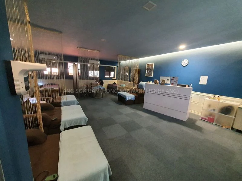 Shop / Shophouse for Rent: 2-Storey Corner Shophouse, Jurong West - Image 2