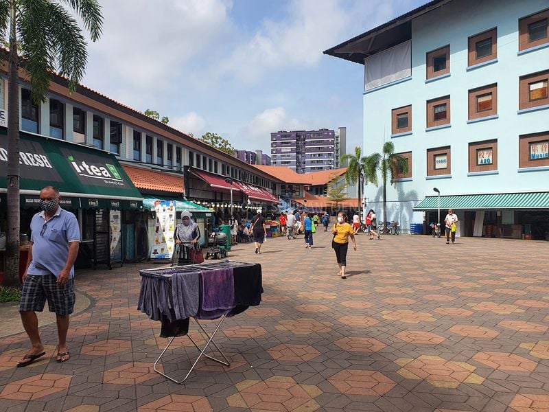 Shop / Shophouse for Rent: 2-Storey Corner Shophouse, Jurong West - Image 3