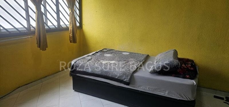 Common Room (HDB) for Rent in  346 Yishun Avenue 11 - Image 1