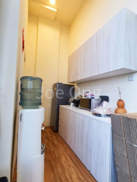 Light Industrial (B1) for Sale: Central-Link - Image 2