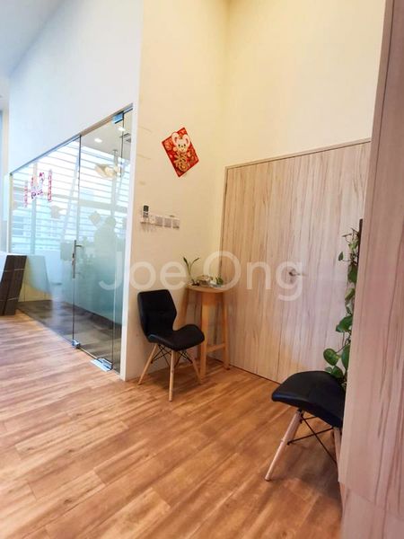 Light Industrial (B1) for Sale: Central-Link - Image 5